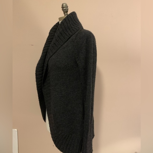 VINCE. Alpaca, merino wool cardigan- size L great condition - Picture 5 of 11